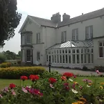Lambert Manor