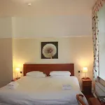 Hotel Lambert Manor
