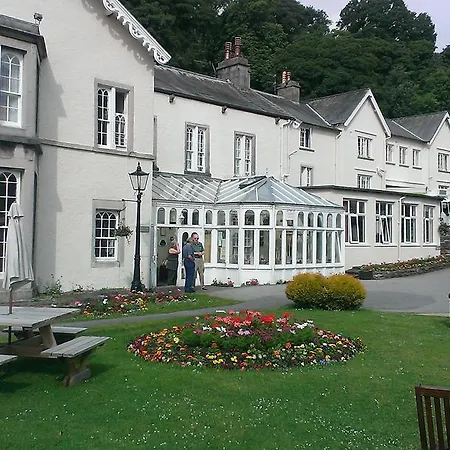 Lambert Manor
